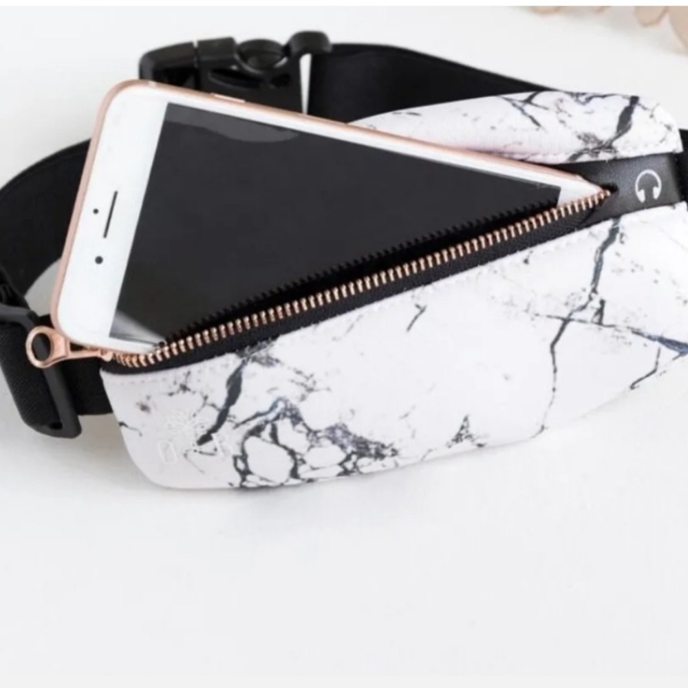 Oak & Reed Fanny Pack, NWT. - Picture 4 of 5